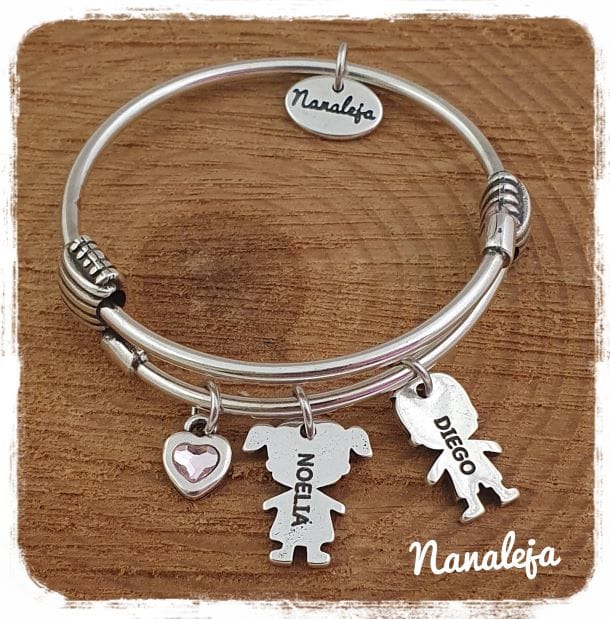 Pulsera aro con niños grabados cristal rosa